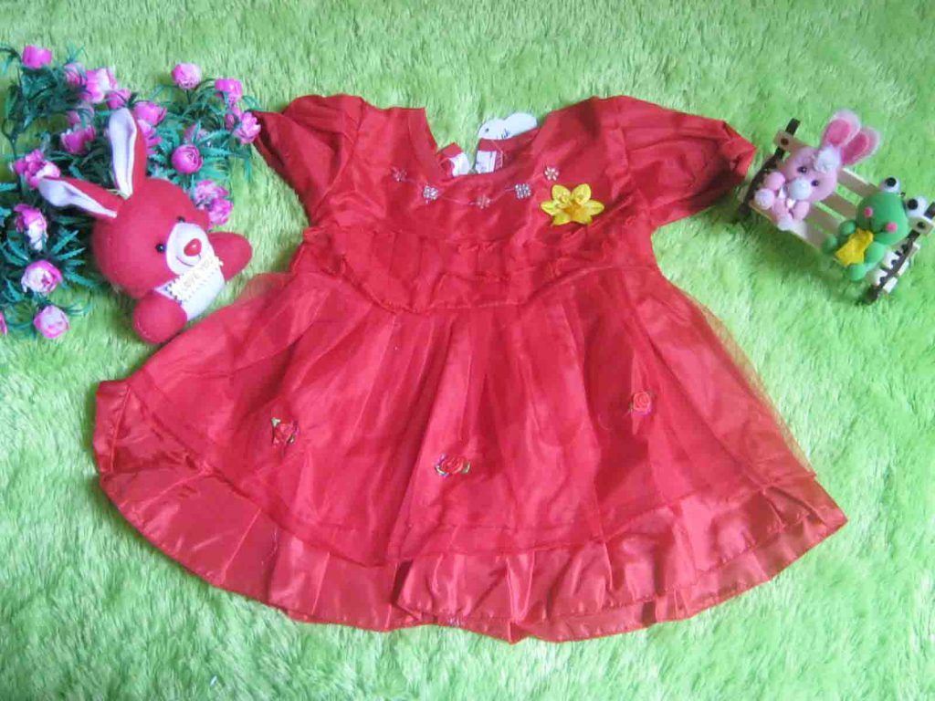 dress baju pesta bayi merah murah 24 lebar dada 25cm,panjang 36cm,muat utk 0-1 tahun,bikin dedek bayi tambah cantik