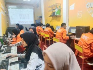 1 Orang 1 Komputer/Laptop