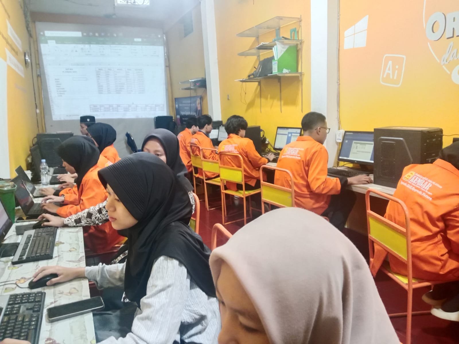 1 Orang 1 Komputer/Laptop